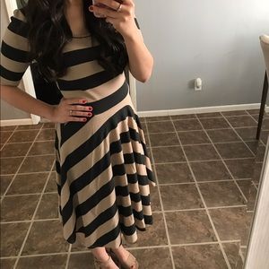 Lula roe Nicole